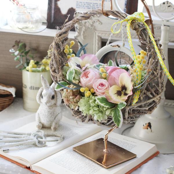 パンジーと小花がいっぱい春リース　スプリングリース　ナチュラル