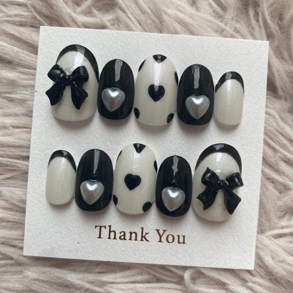 量産系ネイル リボン シンプル フレンチ ガーリー モノトーン ネイル