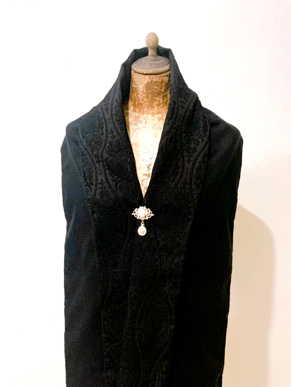 スカーフNo.305*意味* デザイナー手作りの日本のアンティーク布 黒の立体織りフラワーパレス風トーテムウールスカーフショール 5枚目の画像