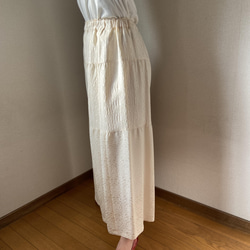 着物リメイク　ワイドパンツ　絹　ふくれ織り　アイボリー 9枚目の画像