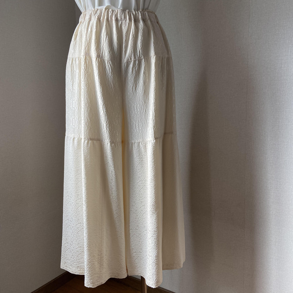 着物リメイク　ワイドパンツ　絹　ふくれ織り　アイボリー 3枚目の画像