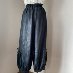 着物リメイク　ロングパンツ　絹　黒　ブラック 6枚目の画像