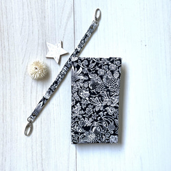 バックのように使えるスマホケース(ストロベリーメドウＢ・リバティ・ウィリアムモリス)落下防止 6枚目の画像