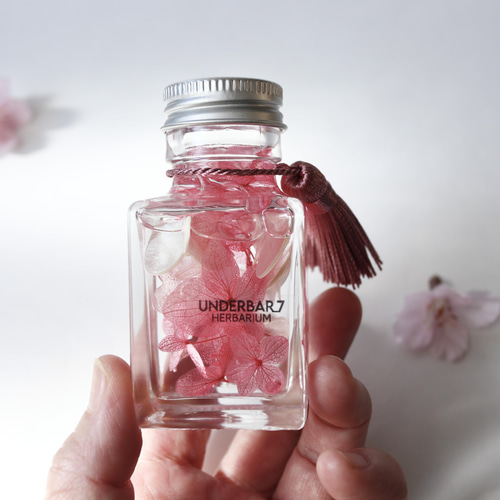 桜ピンクのハーバリウム 50ml ミニボトル 紫陽花 春 母の日 卒業 入学  