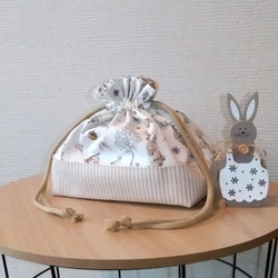 ~Milky rabbit~　フリルのお弁当袋　入学入園グッズ　巾着袋裏地付き　うさぎ　北欧　 3枚目の画像