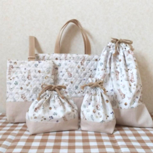 Milky rabbit~ フリルのお弁当袋 入学入園グッズ 巾着袋裏地付き