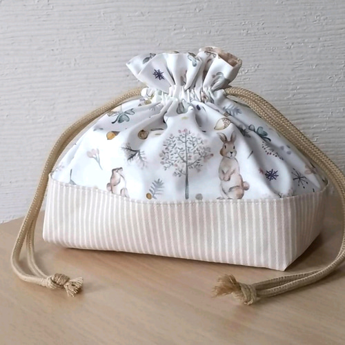 Milky rabbit~ フリルのお弁当袋 入学入園グッズ 巾着袋裏地付き