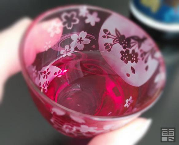 [和グラス] 桜扇おちょこ 1枚目の画像