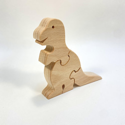 ティラノサウルス　木のおもちゃ　パズル　恐竜　恐竜パズル　木製　出産祝い　誕生日 1枚目の画像