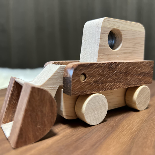匠　手作り　木製　ショベルカー　木　wood 高級　おもちゃ　工事　玩具　子供 Amazon.co.jp: 匠 手作り 木製 ショベルカー 木 wood 高級