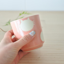 筒湯呑み（桜ピンク）白ねこ水玉【受注制作】 4枚目の画像