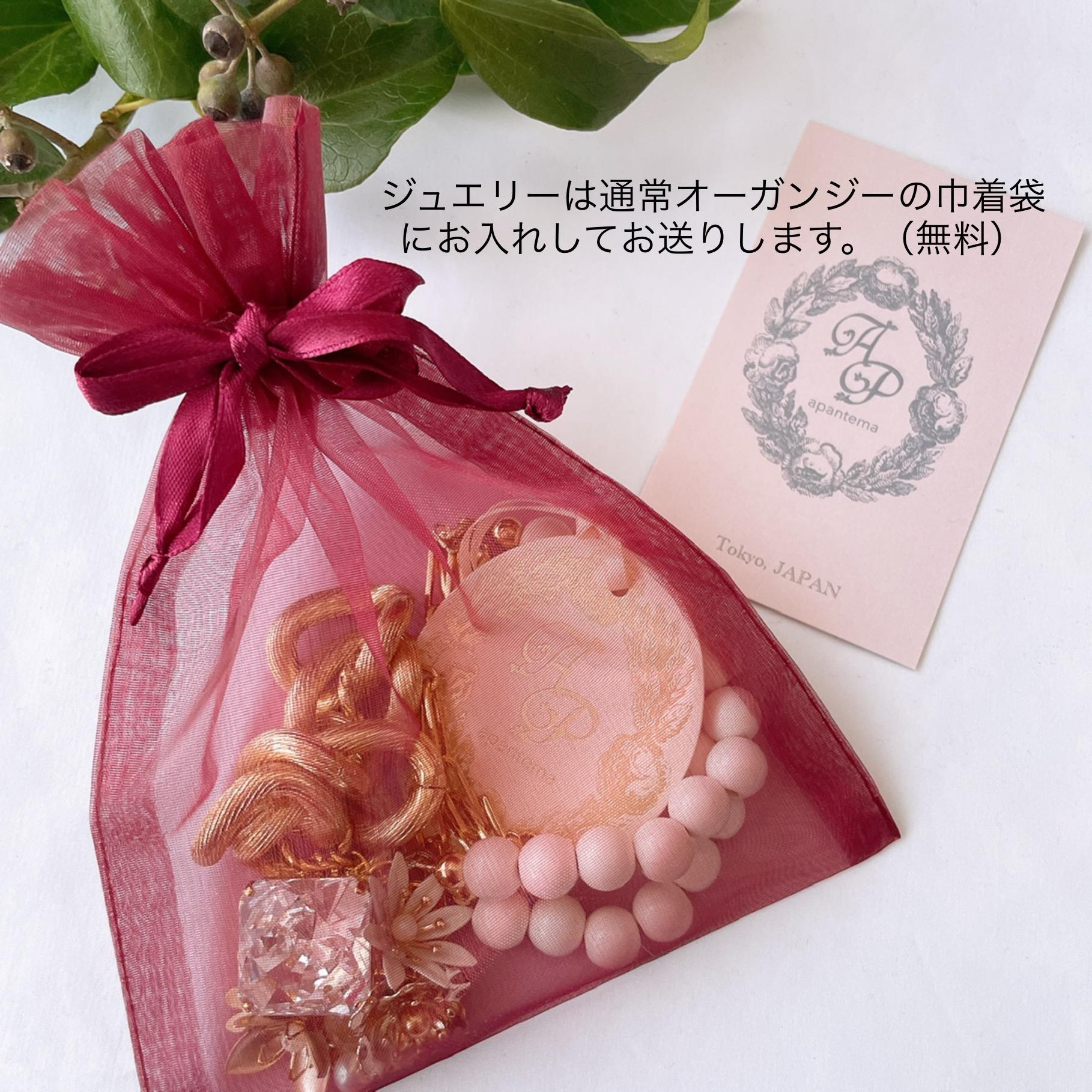 【送料無料⭐︎一点物】卒業式や入学式にも★ビジューネックレス - Milk tea ミルクティー -　春色コーデに♪