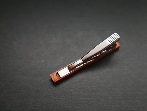 【人気６樹種】シンプルスリムな木製ネクタイピン 10枚目の画像