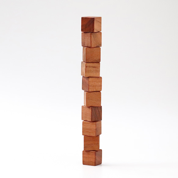 シンプルな木製キューブマグネット〈チェリー〉 7枚目の画像