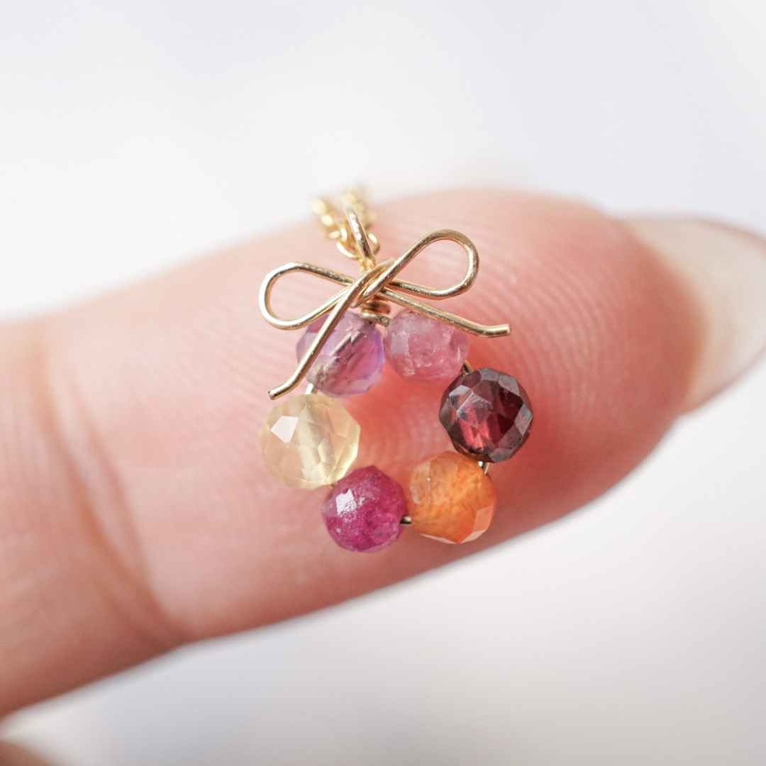 「カーネーションの花結」ネックレス 淡水パール リボン 天然石 誕生石 華奢 母の日 14kgf ゴールド