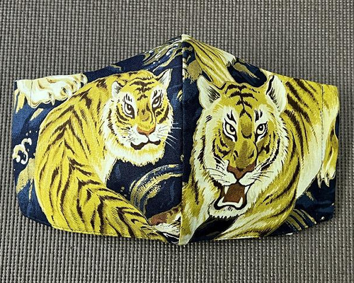 手描き　虎　トラ柄　プレート　イタリア製 手描き 虎 トラ柄 プレート イタリア製 手描き 虎 トラ柄 プレート