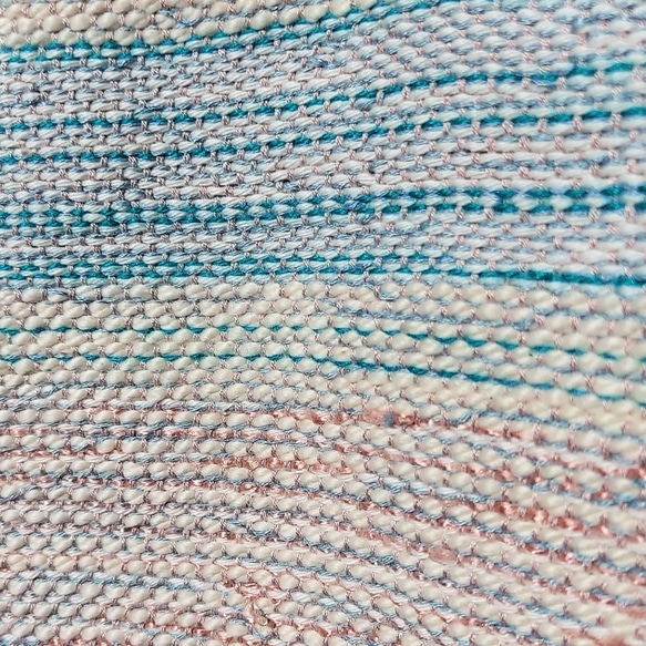 手織り　綿と絹のやさしいマフラー　春霞　経糸灰ピンク　作品2103 6枚目の画像