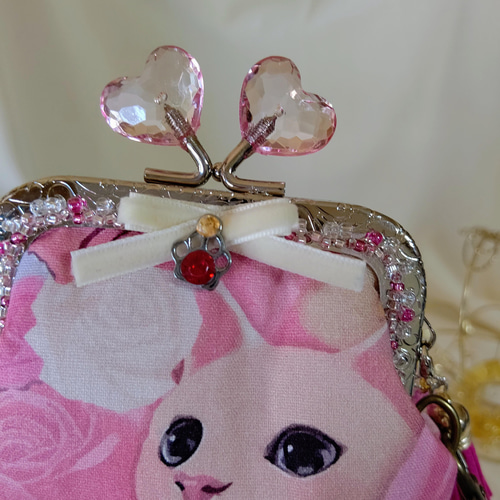 キュートな猫ちゃん☆がま口 ポーチ 持ち手付きでゆらゆら がま口  