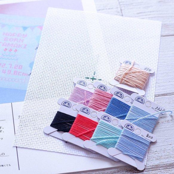 手刺繍のバースボード　誕生記念刺繍「happy born」ベビーの名前入れ刺繍　メモリアル記念　出産誕生のお祝いに⑨ 15枚目の画像