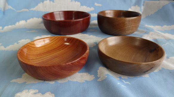 良岳の4種類の材の豆皿 5枚目の画像