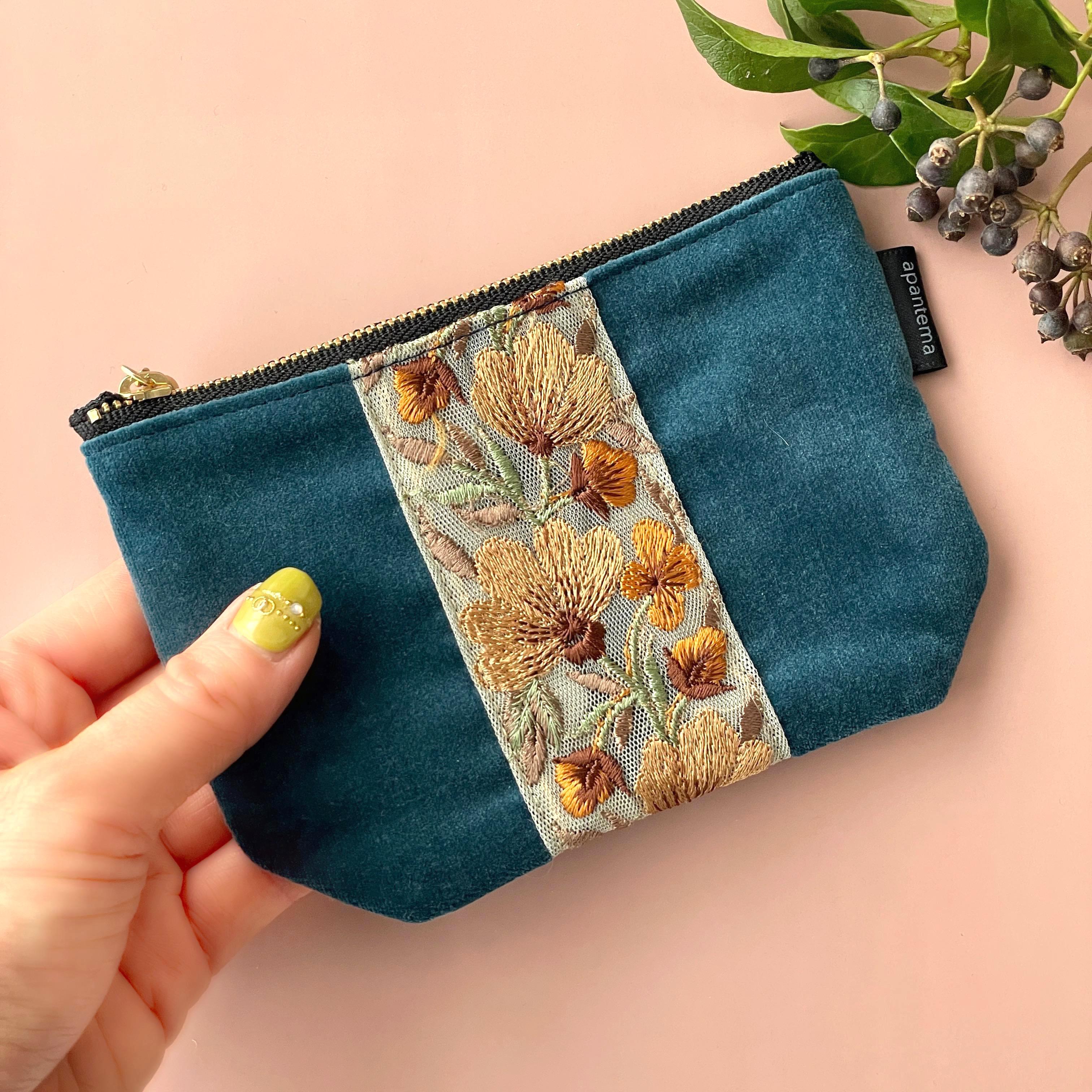 日本製別珍とインド刺繍レースのフラットポーチ mini -Iris