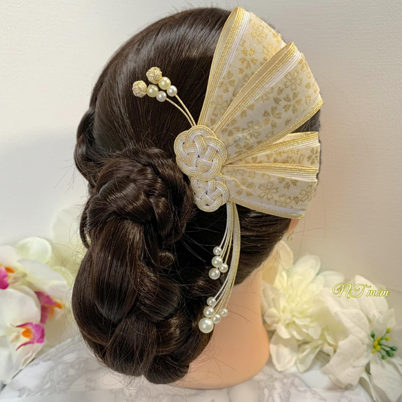 再販受け　つまみ細工髪飾り　　水引リボン　紅白　ゴールド　ラインストーン 再販受けつまみ細工髪飾り水引リボン紅白ゴールドラインストーン