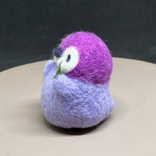 ◇皇帝ペンギン 紫陽花イメージカラー ペンギンヒナ 子供 羊毛フェルト