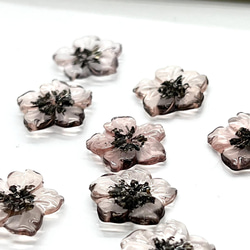 桜の季節に☆ギベオン隕石の粉入り☆ 桜 レジン パーツ 2個
