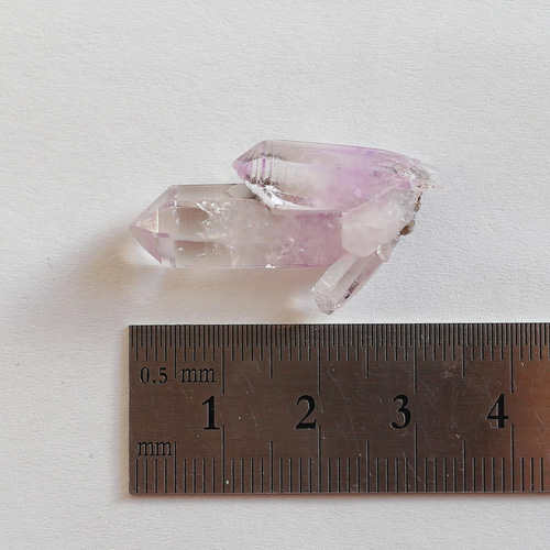 希少！ベラクルスアメジスト 単結晶 鉱物 標本 天然石 ツイン