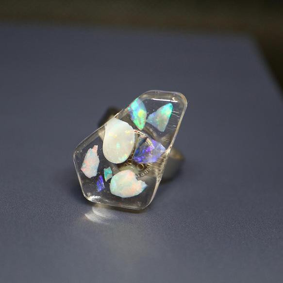 Opal オパール レジン リング サージカルステンレス シルバーバンド フリーサイズ 天然石 レジン 2枚目の画像