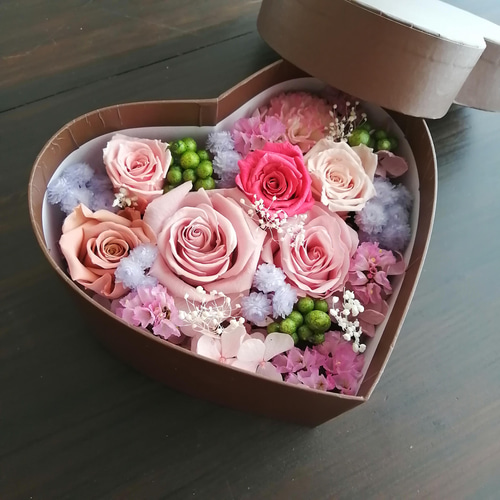 ハート型♡】プリザーブドフラワーのボックスフラワー ギフト