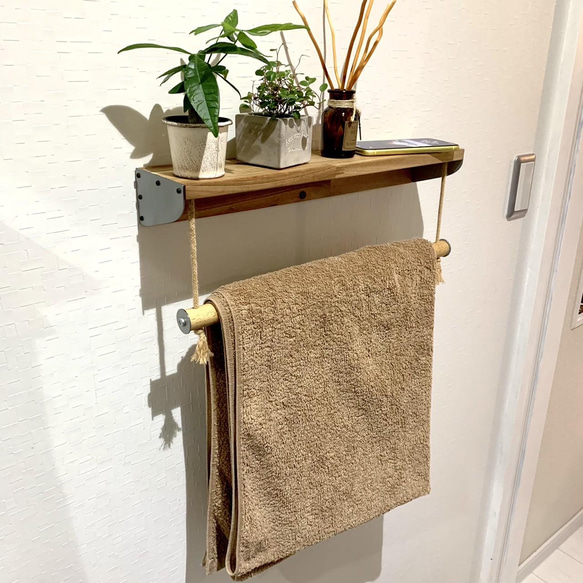 国内外の人気集結！ 送料無料＊再販☆バスタオル掛け☆ウォールシェルフ タオル トイレ収納