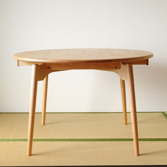 【K様専用】チェリー材の丸ダイニングテーブル 7枚目の画像