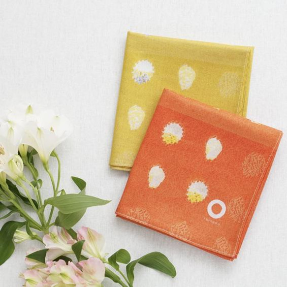 【免費包裝】帶有讓人想起大海的陽光圖案的手帕也可以用作迷你圍巾！頭巾/橙色【貝殼】 第2張的照片