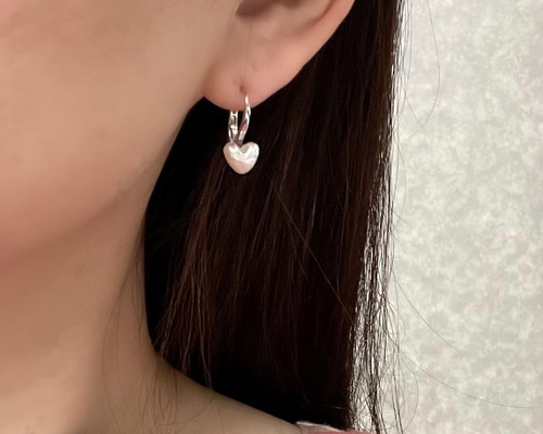 本真珠 ハートのピアス K18WGハートあこや真珠 バネフックピアス ピアス（フック・チェーン