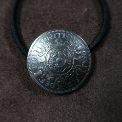 イギリス ２シリングコインのヘアゴム [石屋のアクセサリ]　-92- 2枚目の画像