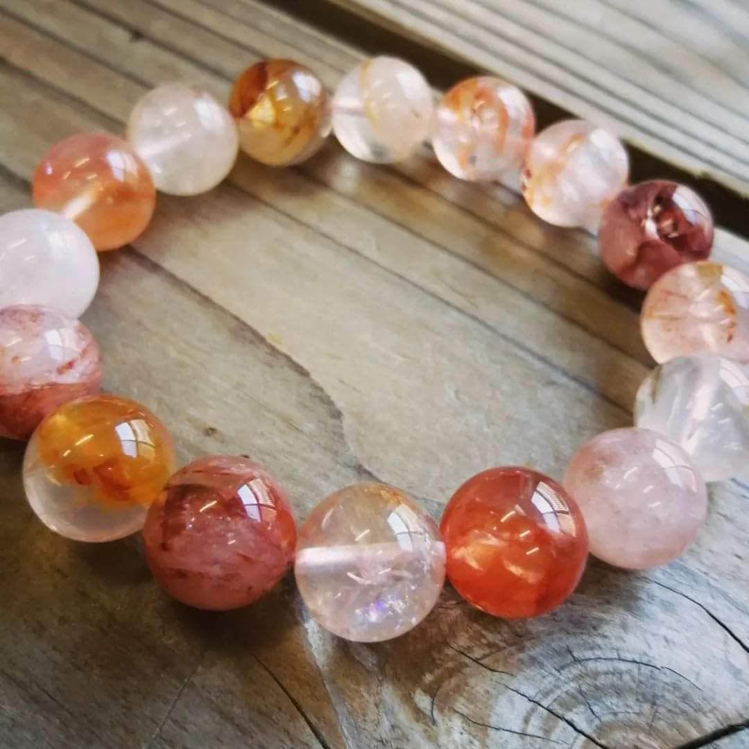 マニカラン　レッドフラワーファントム　全粒、虹入り マニカラン レッドフラワーファントム 全粒、虹入り