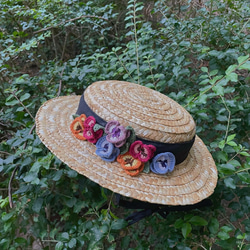 オリジナルパンジーフラワーかぎ針編み麦わら帽子 2枚目の画像