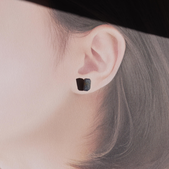 [One-of-a-kind] 藍寶石礦物耳環防過敏天然石（No.2015） 第6張的照片