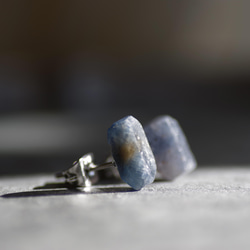 [One-of-a-kind] 藍寶石礦物耳環防過敏天然石（No.2015） 第3張的照片