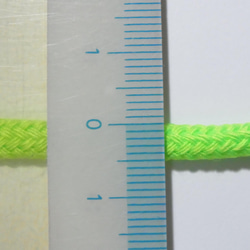 ネオンカラー 蛍光色 グリーン系5点セット 両折バイアステープ、スピンドル、ストレッチコード、コードストッパー、ボタン 5枚目の画像