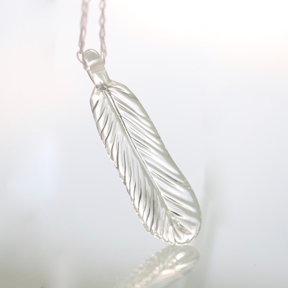 天使の羽根： Glass Feather（White Thread）波動玉® 0911 2枚目の画像