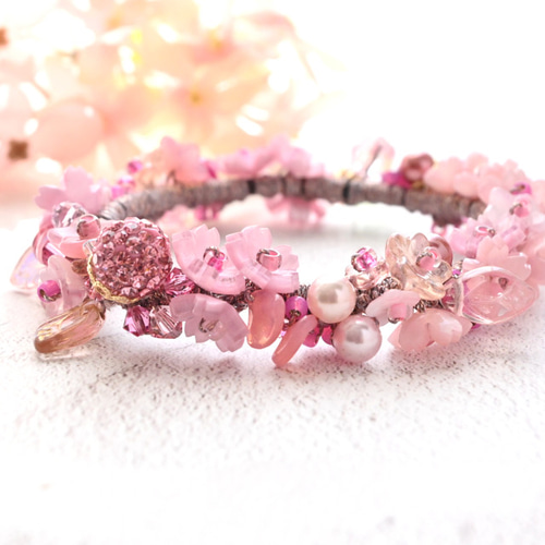 野花の花冠 ビジュー シュシュ＊ブレスレット✨特集掲載作品
