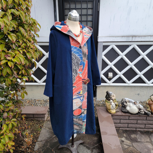 古布印半纏リメイクフード付きコート 古布印半纏リメイクフード付きコート 古布着物リメイク印半纏、絵絣