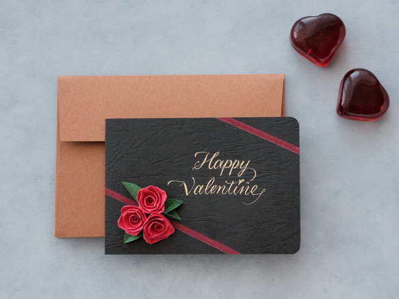 ペーパークイリングとカリグラフィーのミニバレンタインカード【Happy Valentine】　バラのミニカード 5枚目の画像