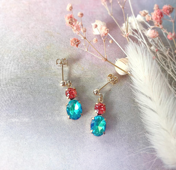 オーストリア製クリスタルガラスカボションのピアス-Blue green ocean