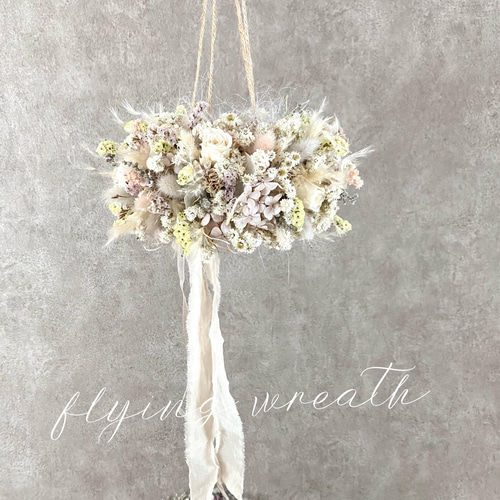 sold ローズとカワラハハコのふんわり優しいペールカラーフライング  