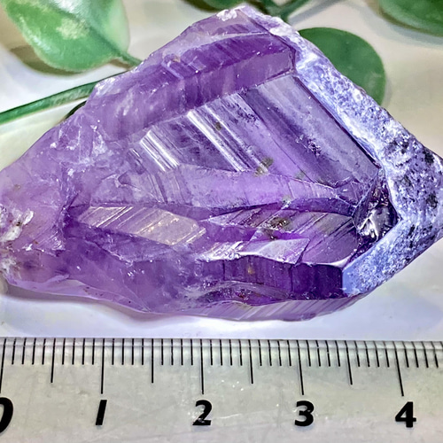 カクセコナイト✨ 虹入り ⭐︎ アメジスト ラフストーン　原石　カルサイト共生 カクセコナイト✨ 虹入り ⭐︎ アメジスト ラフストーン 原石