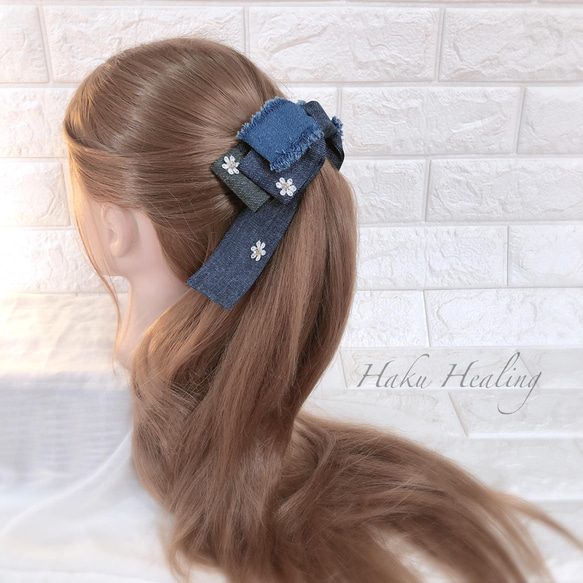 653【完売／新品未使用】￥23,100／パープル／シュカラリボンバナナクリップ デニムリボンとケミカルレースフラワー バナナクリップ アーチ型