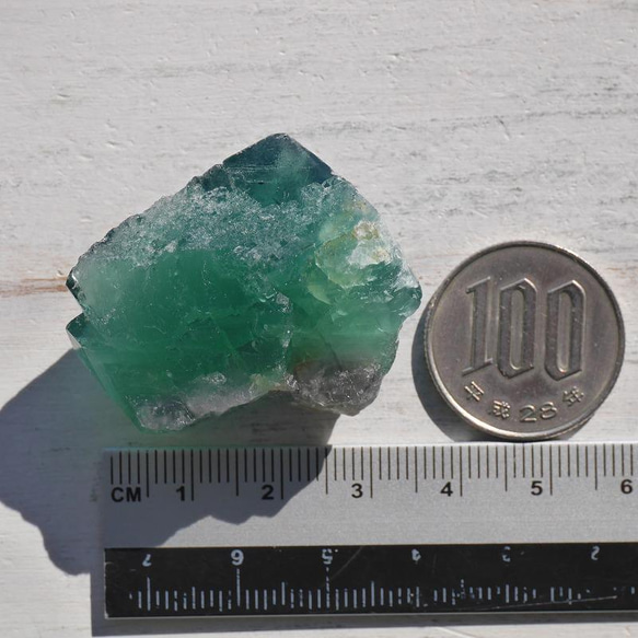 天然石 約30g最大幅約39mmダイアナマリア鉱山産フローライト結晶原石グリーン強蛍光[dmfl-220208-02] 5枚目の画像
